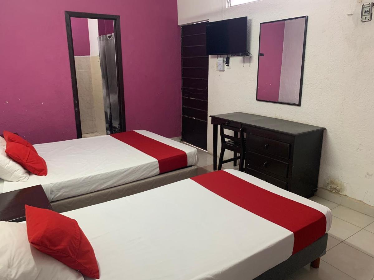 Hotel Aventura Mérida Buitenkant foto