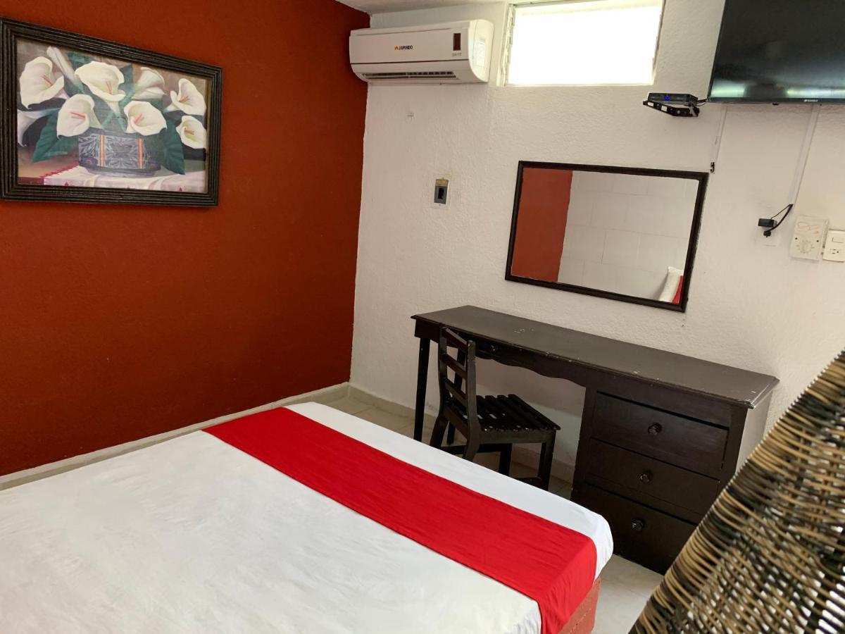 Hotel Aventura Mérida Buitenkant foto