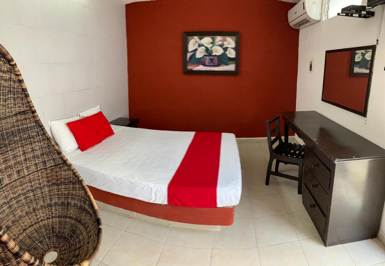 Hotel Aventura Mérida Buitenkant foto