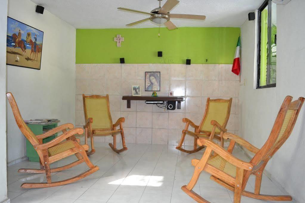 Hotel Aventura Mérida Buitenkant foto