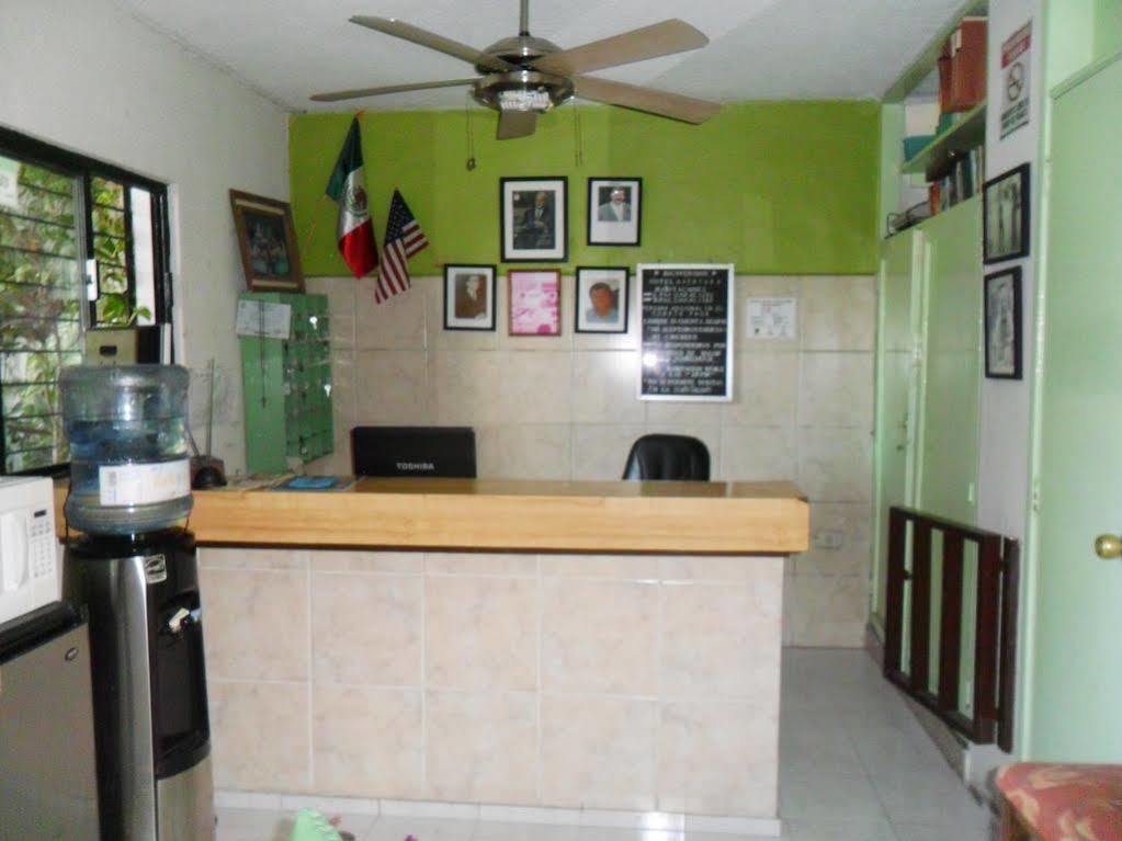 Hotel Aventura Mérida Buitenkant foto